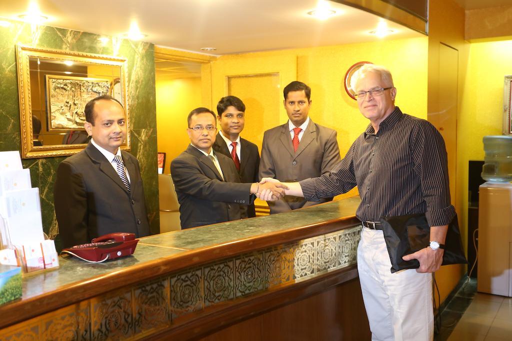 Eastern House Hotel Dhaka Buitenkant foto